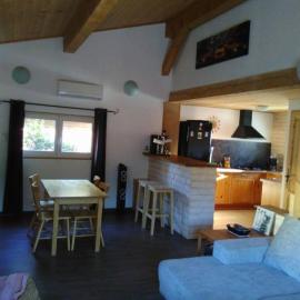 chalet parc loisir le pinedou la crau, hotel u gradu La Kro