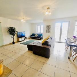 Fully-Equipped two bedroom near Luxembourg station