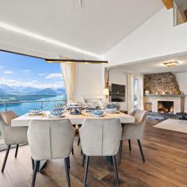 A&Y LakeLucerne Private Panorama Villa Wellness, hotell i Vitznau