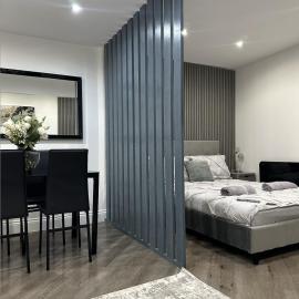 Studio T, hotel in Dagenham