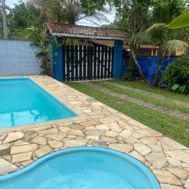 Chácara a 450mt da Praia Boracéia piscina infantil e outra adulto