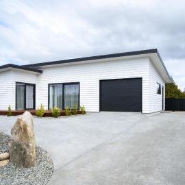 Murchison View house with Jacuzzi, hotel a Te Anau