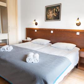 Ippocrates Hotel Apartments & Restaurant