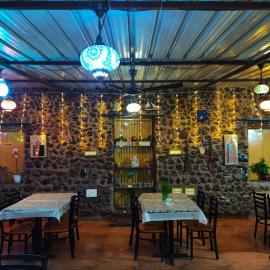 The Last Resort, Hotel in Santaveri