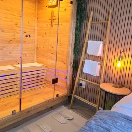 Luxury Spa unit, Private Sauna, Central Ballito