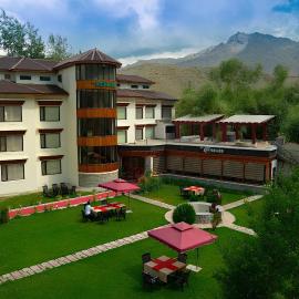 Highland Mountain Resort & Spa Kargil, hotel a Kargil