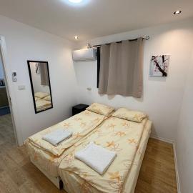 היחידונת בנוב, hotel u Novom