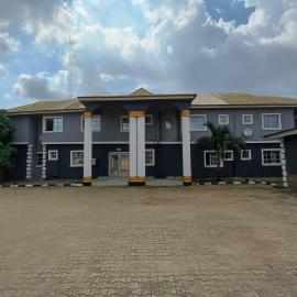 AP Luxury Inn, hotel v destinácii Idowu