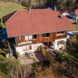 Le chalet d'en ô, hotel in Les Clefs