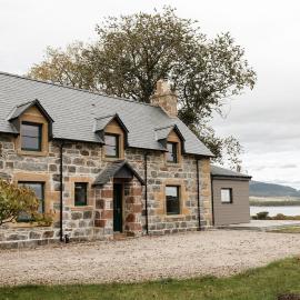 Luxury Farmhouse, near Dornoch, hotel a The Mound