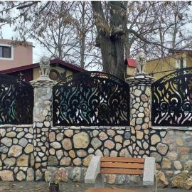 Mavros Studio1