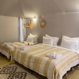 Sunshine luxury desert camp, hotel in Merzouga