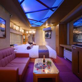 Water Hotel Mw 岩槻 -Adult only- Love Hotel, hotel en Saitama
