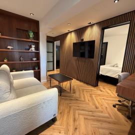 658 Suite