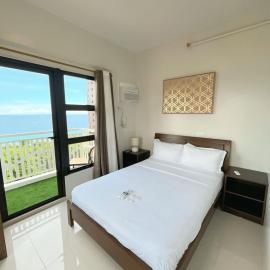 Royal Oceancrest Panglao 1 - 0621 Balcony with Oceanview