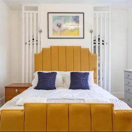Wyken에 위치한 호텔 Walsgrave Road 3BR Multi-Floor Apartment Unit - Free Parking & WiFi