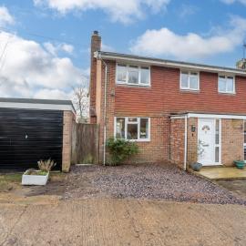Cosy 3BR Country Home Near Vineyards