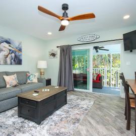 Classic Sanibel Escape Steps To The beach Colony Inn 11
