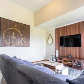 Home away from home, hotel in Roodepoort