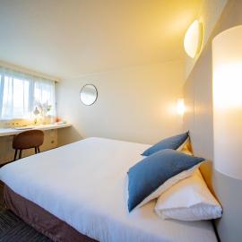 Brit hôtel confort Ampaline Périgueux est, hotel u gradu Boulazac
