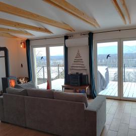 Házikó a Domboldalon, viešbutis mieste Kismaros
