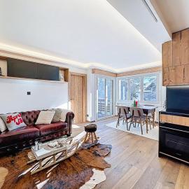 From green to slopes - Alpine ski and golf condo โรงแรมในครองส์มอนตานา