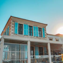 Marina Foça Hotel, khách sạn ở Foça