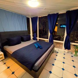 Villa mit Garten 4 Personen, hotel i Nürnberg