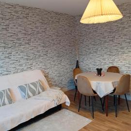 Appartement T3, hotel in Pont-sur-Seine