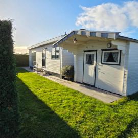 Chalet Zon & Zee, hotel in Zonnemaire
