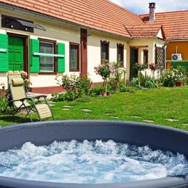 Domaći Berek, hotel in Hlebine