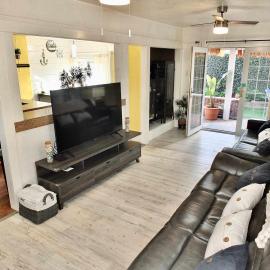Eastside Garden Hideaway For 4 Perfect Location for World Cup Attendees: Long Beach'te bir otel