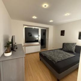 Work & Sleep Am Waldesrand, hotel en Vollersode