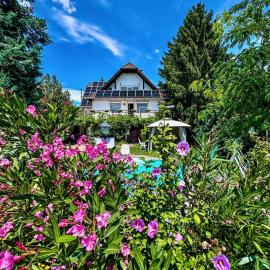 Rozi Garden Vendégház Badacsony, hotel a Badacsonytomaj