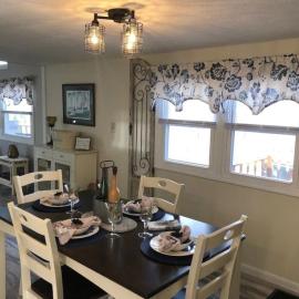 Morning Dove - Hidden Brookside Cottage in the Woods - Hot Tub - Fire Pit - Pet-Friendly - Seneca & Keuka Wine Trails, hotel di Penn Yan