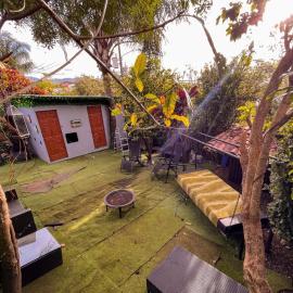 Oasis Lodge, hotel La Asunciónban