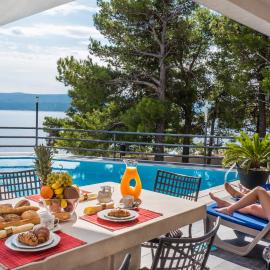 Villa Marina, hotel a Omiš (Almissa)