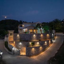 Villa Logas Hill