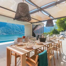 Villa Aurea - by MyHomeInComo โรงแรมในซาลา โคมาชีนา