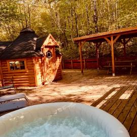 Aux Étangs de Jourgnac - Kota, hotel v destinaci Jourgnac