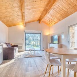 Studio confortable à Sorges, hotelli kohteessa Sorges