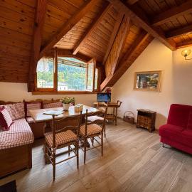 Casa Rosita by Holiday World, hotel in Santo Stefano dʼAveto