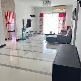 Supalai Park Srinakarin Penthouse, hotel u gradu Ban Nong Chaeng