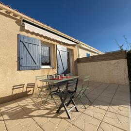 Appartement 2 pièces 4 couchages Dolus d'Oléron DDO000-037, hotell i Dolus-d'Oléron