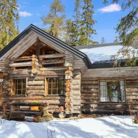 Holiday Home Örtsylä b by Interhome โรงแรมในซาลลา