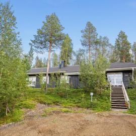 Holiday Home Lomaylläs f84 -palovaarankaarre 22a by Interhome, hotel in Ylläsjärvi