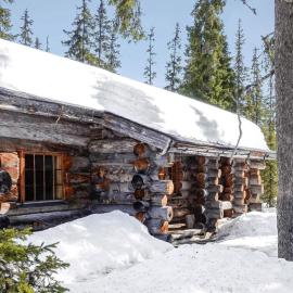 Holiday Home Luostonseita 3 by Interhome, hotel din Luosto