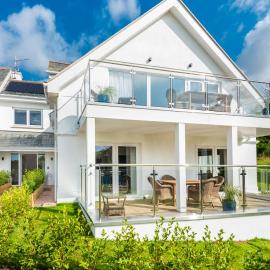 Thurlestone Retreats, hotel i Thurlestone