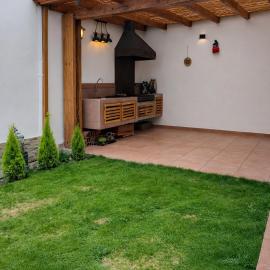 Casa completa en Cuenca para 12 personas WiFi Parqueadero BBQ