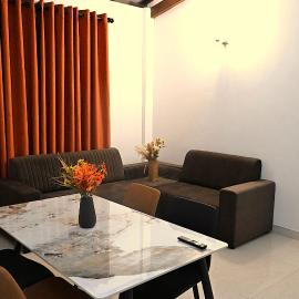 Stylish AC Apartment - Mt Lavinia Beach Walk